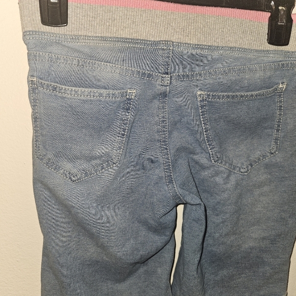 Arizona Girls Elastic Waist Bermuda Shorts Size 14 - Picture 3 of 7